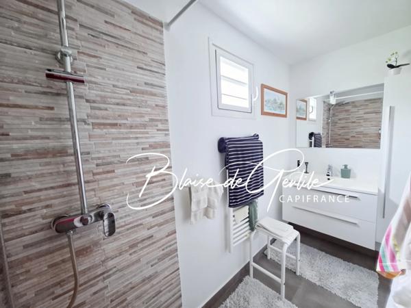 Maison à vendre 4 pièces LE MOULE (971)
