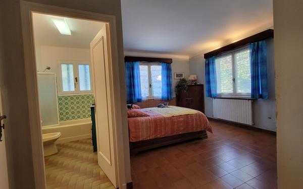 Maison à vendre    5 pièces •  Catllar