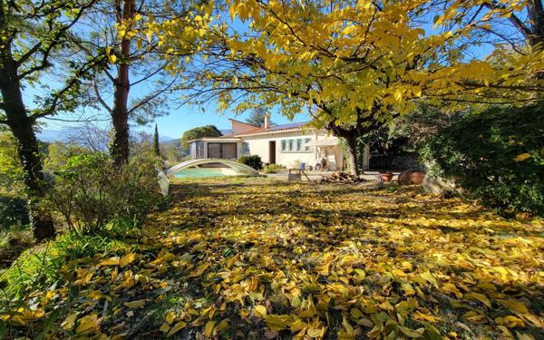 Maison à vendre    5 pièces •  Catllar