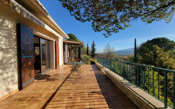 Maison à vendre    5 pièces •  Catllar