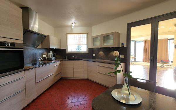 Maison à vendre    5 pièces •  Catllar