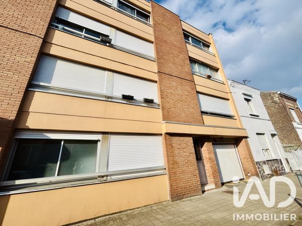 Location studio 28,4 m² Lille