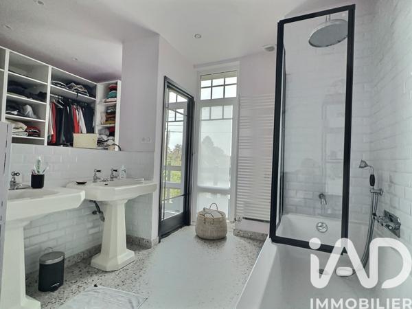 Maison à vendre 9 pièces 232 m² Roncq