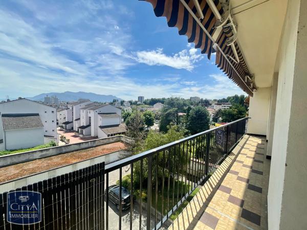 Appartement à louer 3 pièces 80.54m²