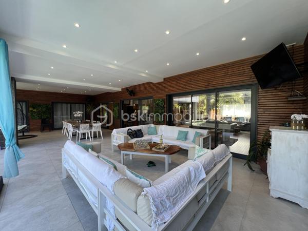 Propriete de 374 m²