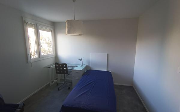 Appartement à louer    1 pièce •  Talence