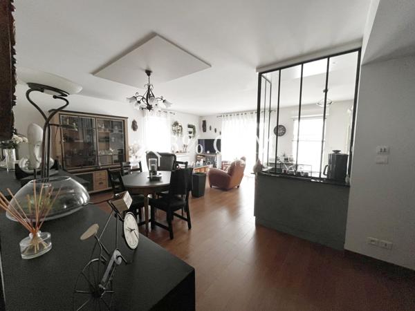 Appartement 3 pièce(s) 2 chambre(s) 72 m²