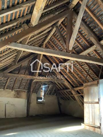 Maison de village avec jardin