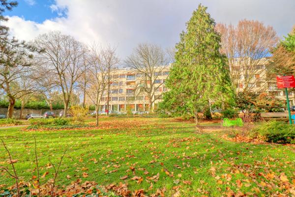 Appartement Antony 6 pièce(s) 116.87 m2 terrasse