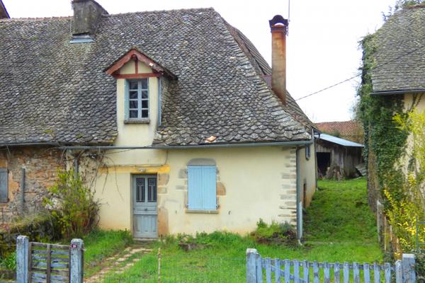 MAISON EN PIERRE