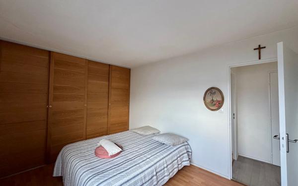 Appartement à vendre    4 pièces • 78 m2 Bordeaux