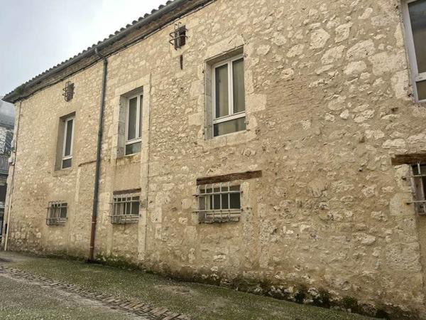 Immeuble à vendre |  Monflanquin |  265 m²