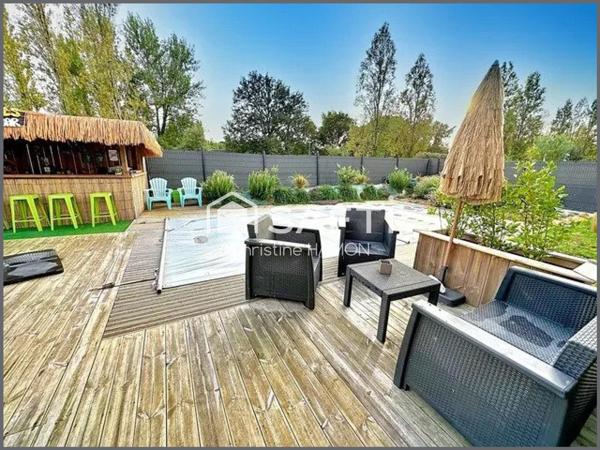 Maison de 2021 avec piscine et garage