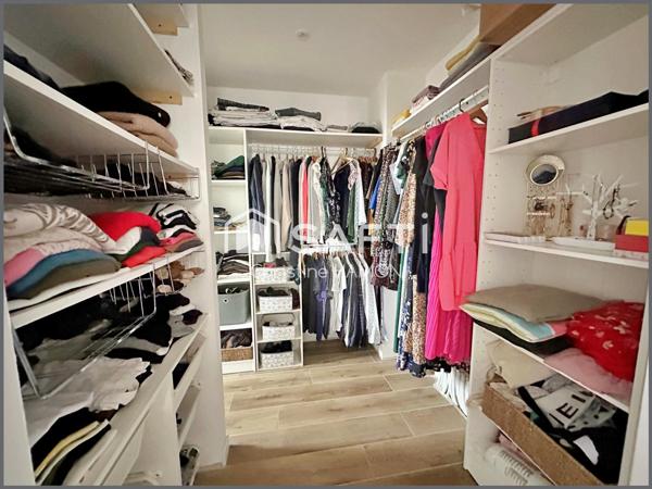 Maison de 2021 avec piscine et garage