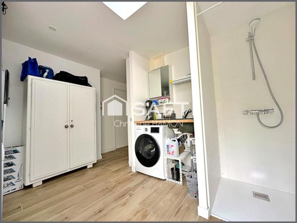 Maison de 2021 avec piscine et garage