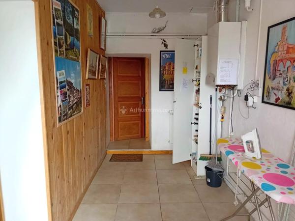 Vente                                                      Maison de ville
                        
                     4 pièces                      99 m2                     à Carmaux