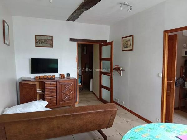 Vente                                                      Maison de ville
                        
                     4 pièces                      99 m2                     à Carmaux