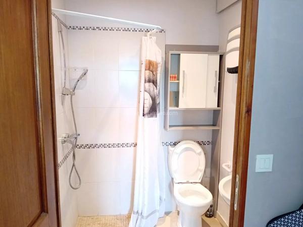 Vente                                                      Maison de ville
                        
                     4 pièces                      99 m2                     à Carmaux