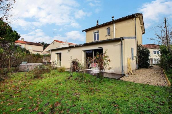 Maison Niort 7 pièce(s) 123 m2