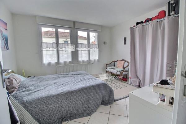 Maison Niort 7 pièce(s) 123 m2