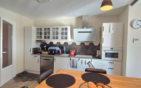 Maison à vendre    8 pièces • 207 m2 La Garde