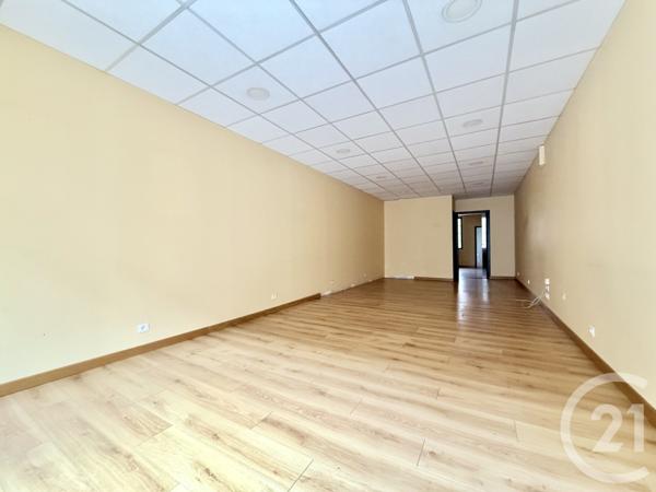 à vendre  56,75 m2 MOULINS - 03