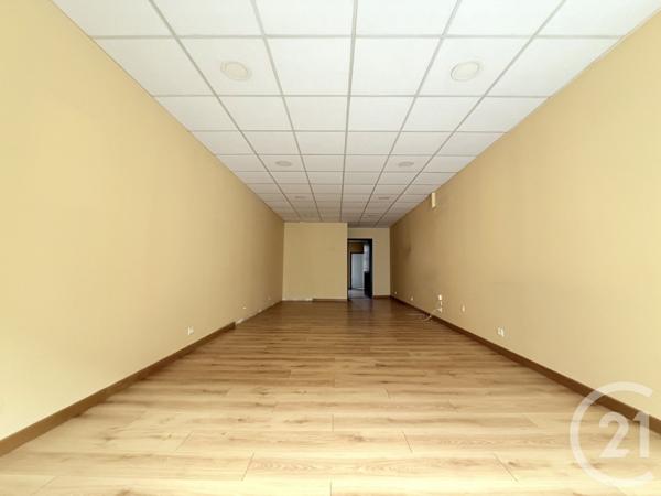 à vendre  56,75 m2 MOULINS - 03