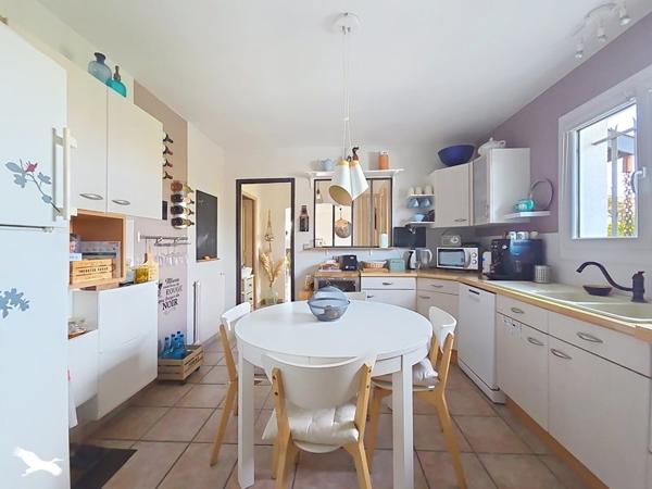 Maison à vendre 442 260 € Léognan 4 p 119 m² DPE C