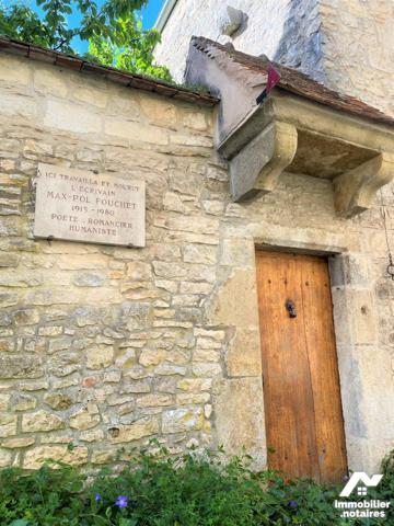 A VEZELAY, reconnu un des plus beaux villages de FRANCE, classé au patrimoine mondial de l’UNESCO,
