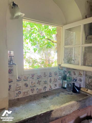 A VEZELAY, reconnu un des plus beaux villages de FRANCE, classé au patrimoine mondial de l’UNESCO,