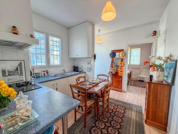 ROYAN - Maison de ville à fort potentiel ? Au coeur du centre-ville et à 800 m de la plage Royan