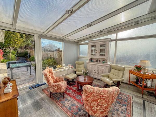 ROYAN - Maison de ville à fort potentiel ? Au coeur du centre-ville et à 800 m de la plage Royan