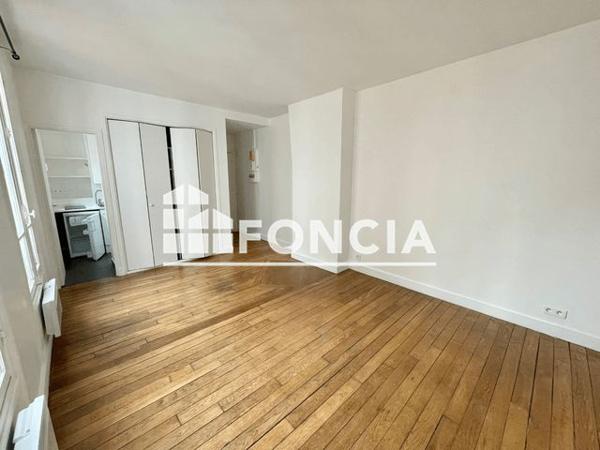 Location Studio 23.52 m² - 157 RUE DE JAVEL Paris 75015