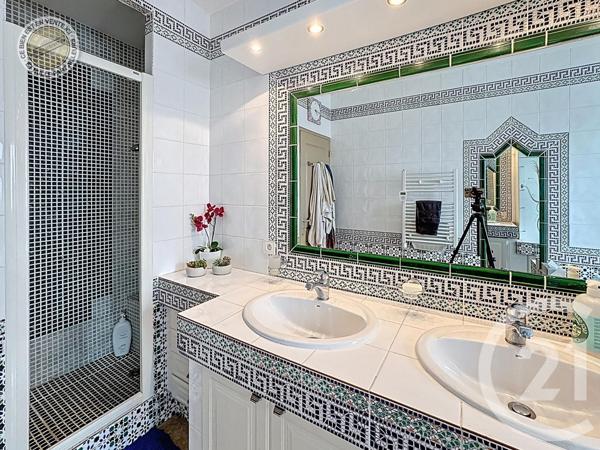 Maison à vendre  6 pièces - 179,36 m2 ST LAURENT DE LA SALANQUE - 66