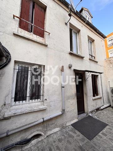 Maison de ville avec potentiel exceptionnel. 175 m2. La Plaine Saint Denis