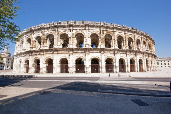 Nîmes (30000)