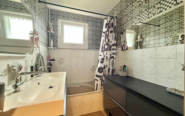 Maison à vendre    6 pièces •  Chevigny-Saint-Sauveur