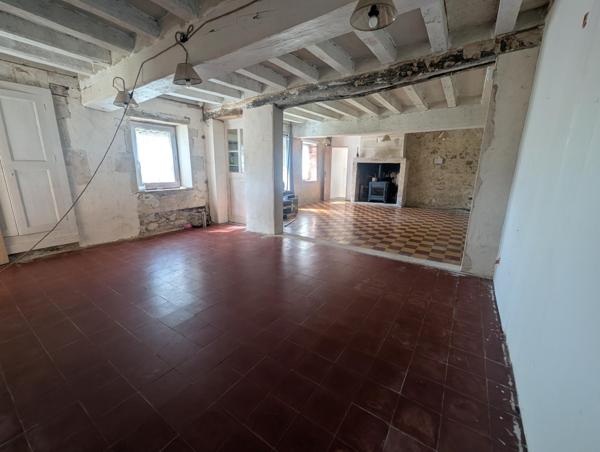 Longère de charme avec dépendances – Environnement campagne, fort potentiel