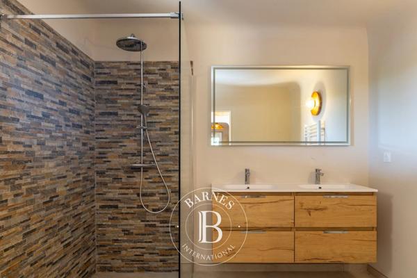 Sainte-Lucie-de-Porto-Vecchio, Villa 5 Chambres -  185 m² à vendre
