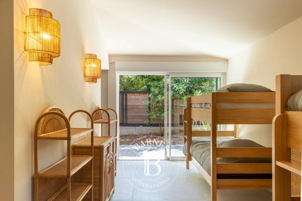 Sainte-Lucie-de-Porto-Vecchio, Villa 5 Chambres -  185 m² à vendre