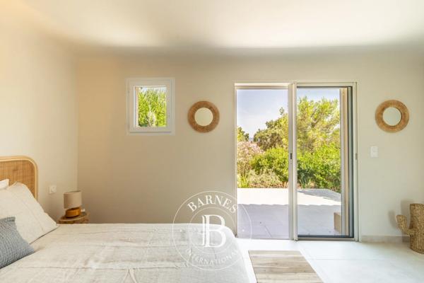 Sainte-Lucie-de-Porto-Vecchio, Villa 5 Chambres -  185 m² à vendre