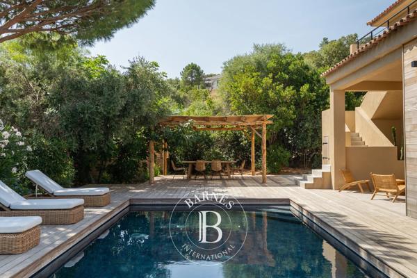 Sainte-Lucie-de-Porto-Vecchio, Villa 5 Chambres -  185 m² à vendre