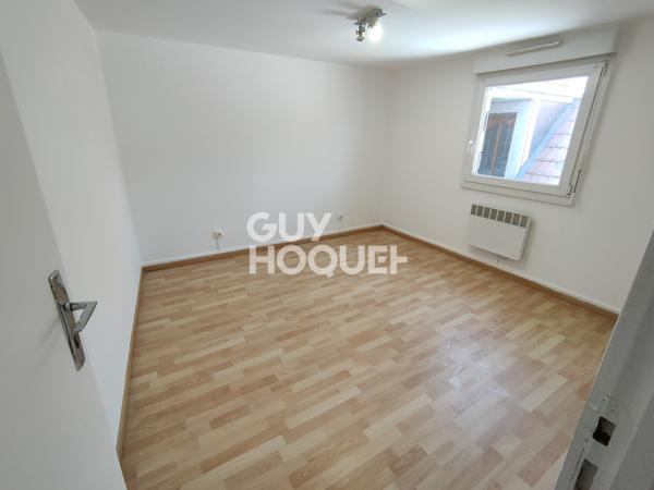 PROXIMITÉ FACULTÉS - ENSEMBLE IMMOBILIER COMPRENANT 8 APPARTEMENTS ET UNE MAISON DE TYPE 4