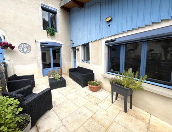 Maison Saint Hymetiere Sur Valouse 9 pièce(s) 161 m2