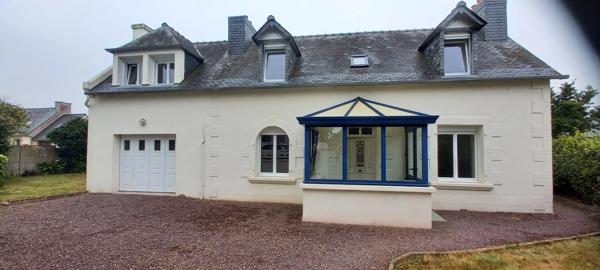 Maison à découvrir sans tarder à LANMEUR (29)