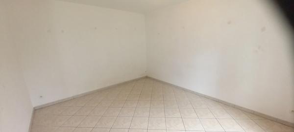 Maison à découvrir sans tarder à LANMEUR (29)