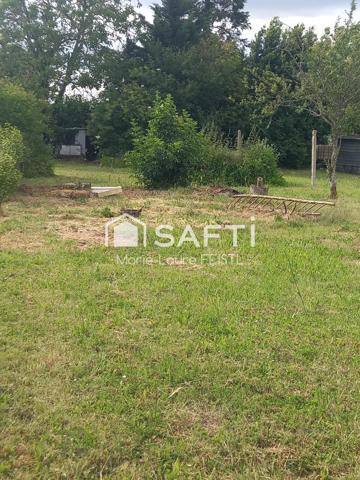 Un emplacement recherché pour concilier vie à la campagne et proximité de la ville. Terrain constructible  720 m2