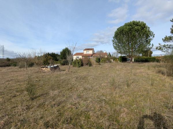 Maison avec terrain constructible divisible  – Cahors