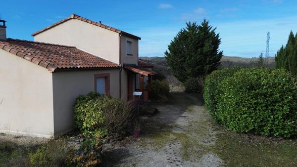 Maison avec terrain constructible divisible  – Cahors