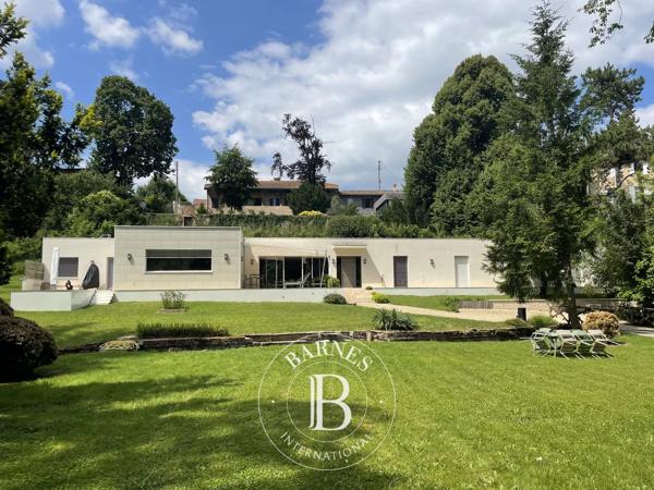 Mâcon, Maison 5 Chambres -  291 m² à vendre